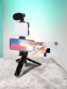 Amazon $50 Me $25 Compact Smartphone Vlogging Kit with LED Light & Microphone